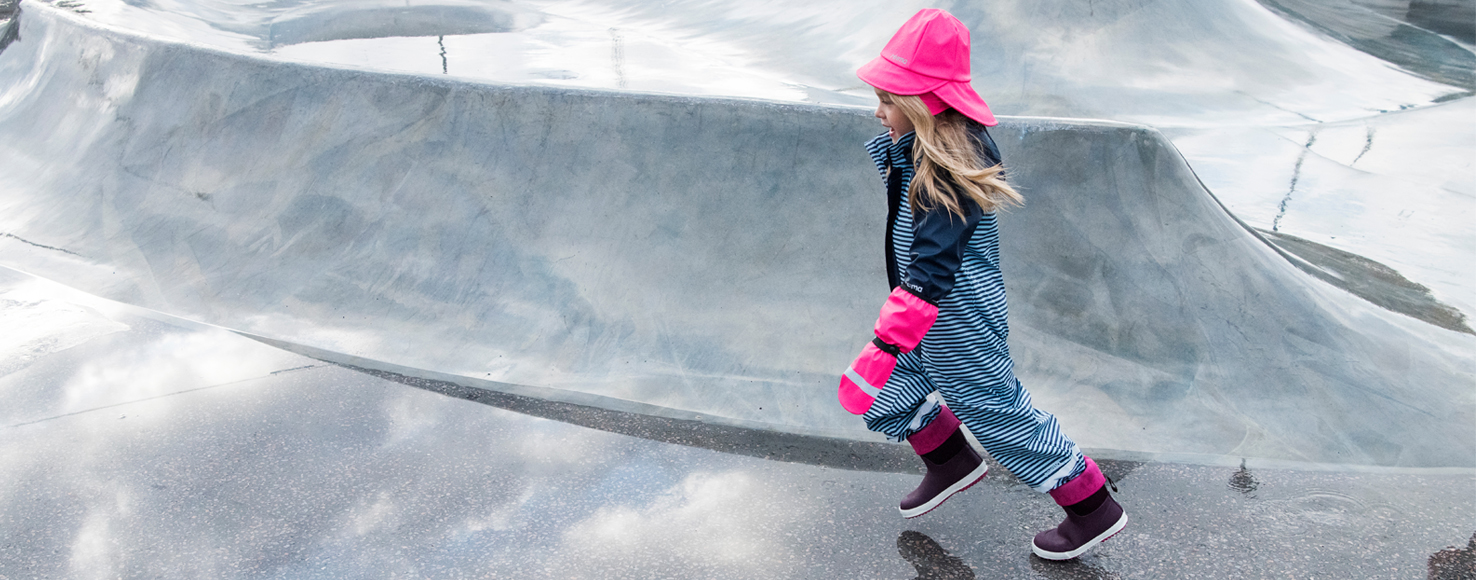 Детские костюмы и комбинезоны для дождя