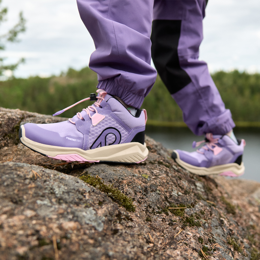 Взуття, що спонукає до руху